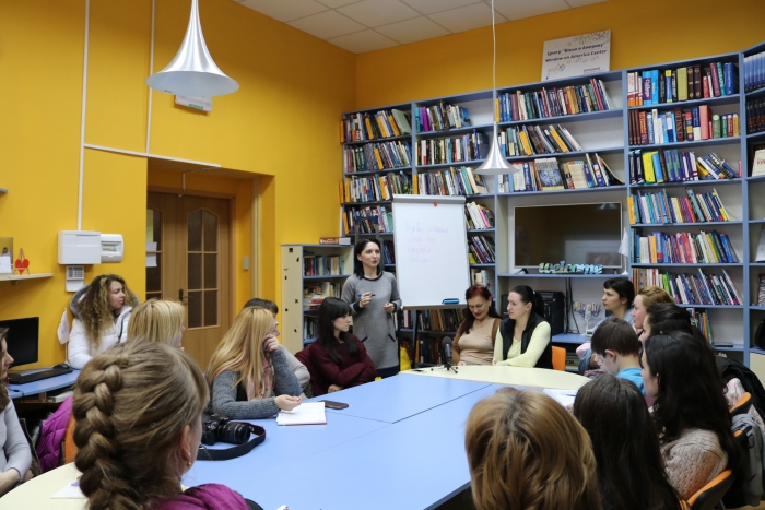 В головній закарпатській книгозбірні розкрили секрети вивчення англійської мови вдома